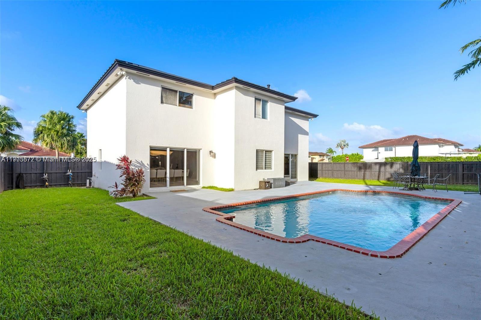 LAGUNA PONDS SEC 2 - Residential