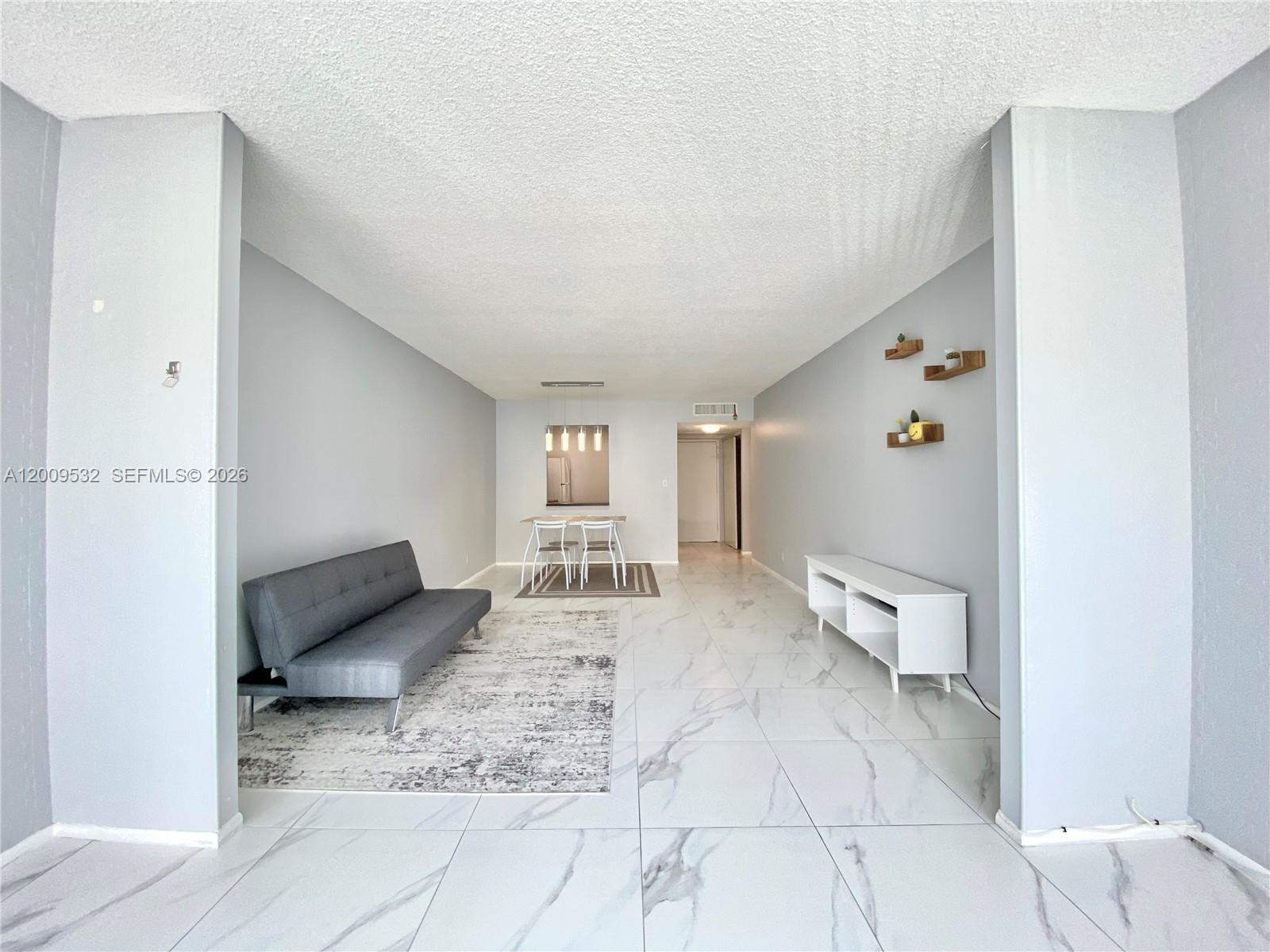 601 Three Islands Blvd 314