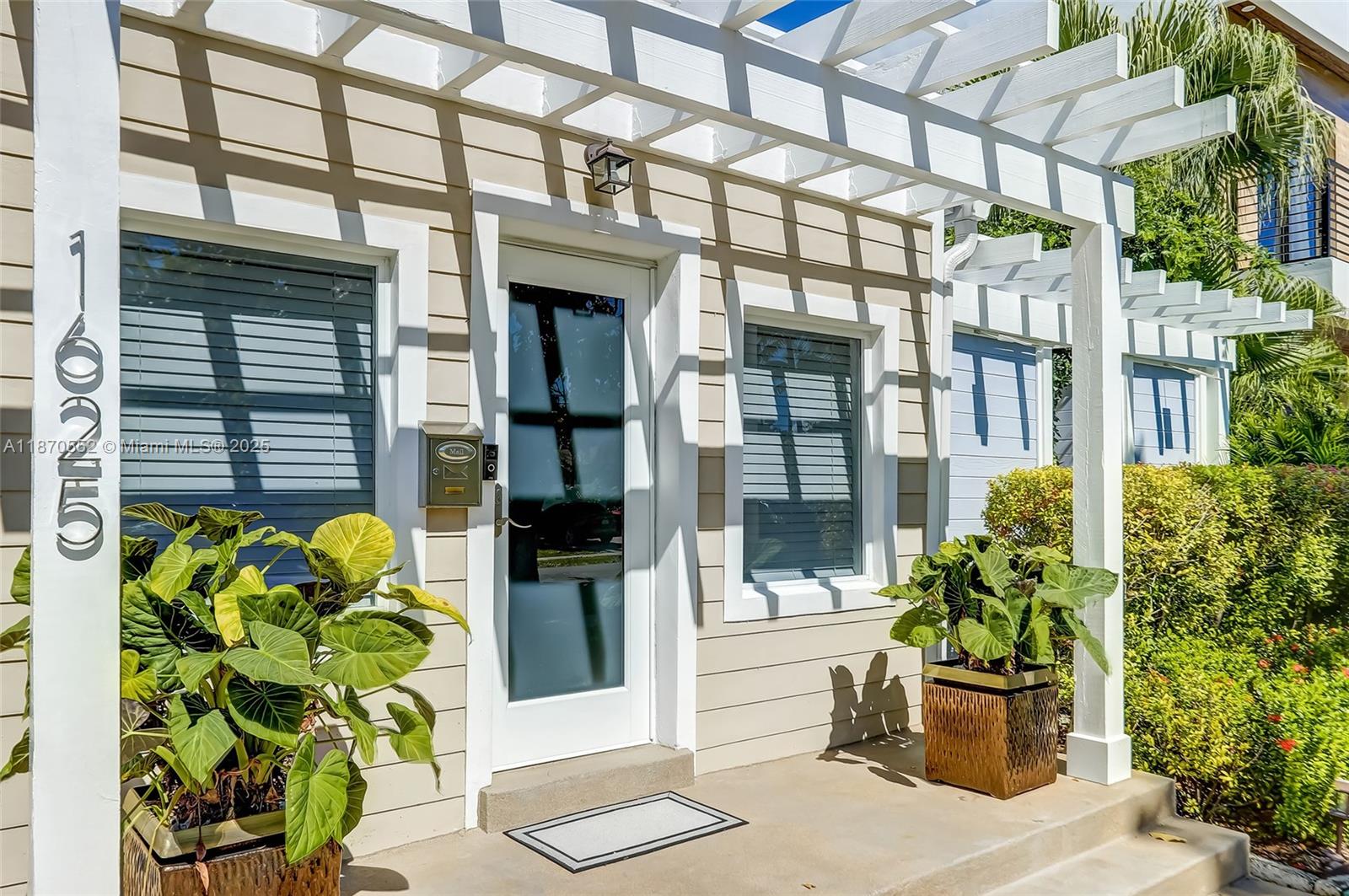 MIDDLE RIVER PARK - Residential