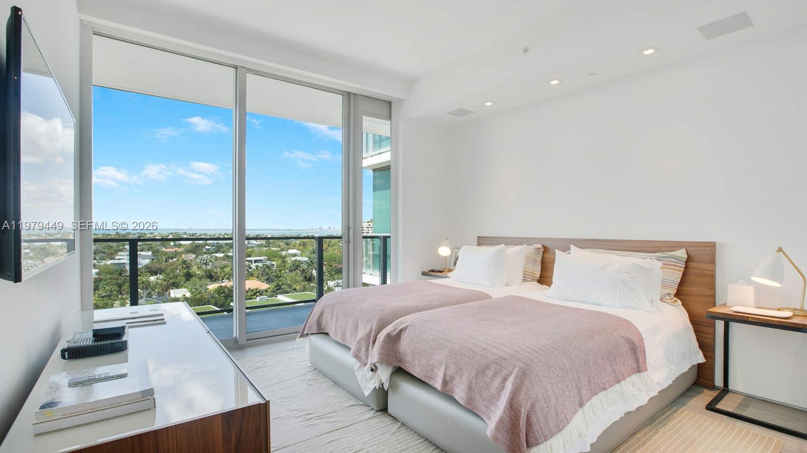 OCEANA KEY BISCAYNE CONDO - Residential