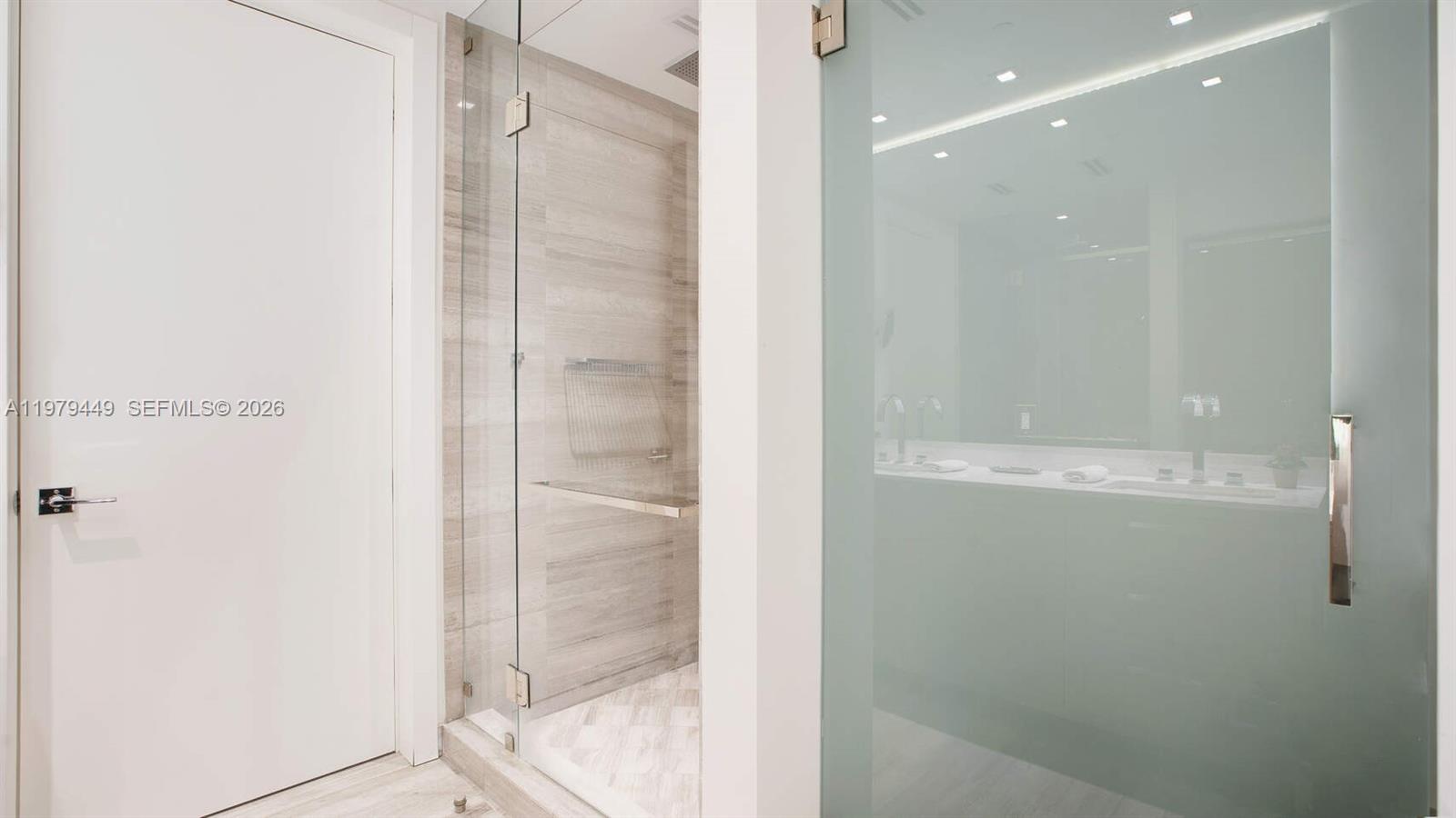 OCEANA KEY BISCAYNE CONDO - Residential