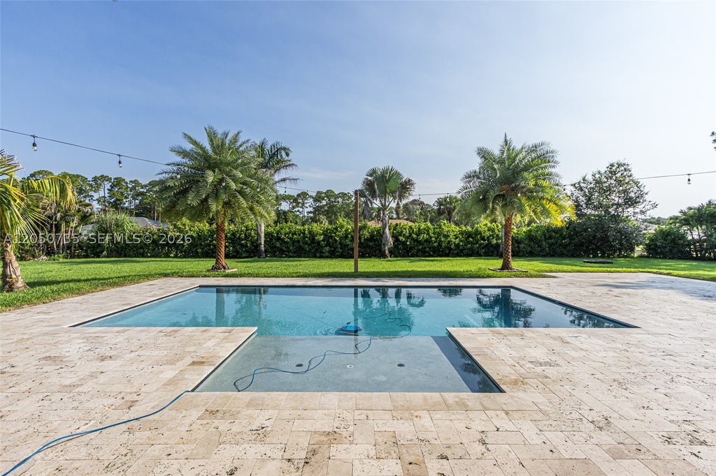 Photo of 15397 N 66th Ct N, Loxahatchee, FL 33470 (MLS # A12050735)