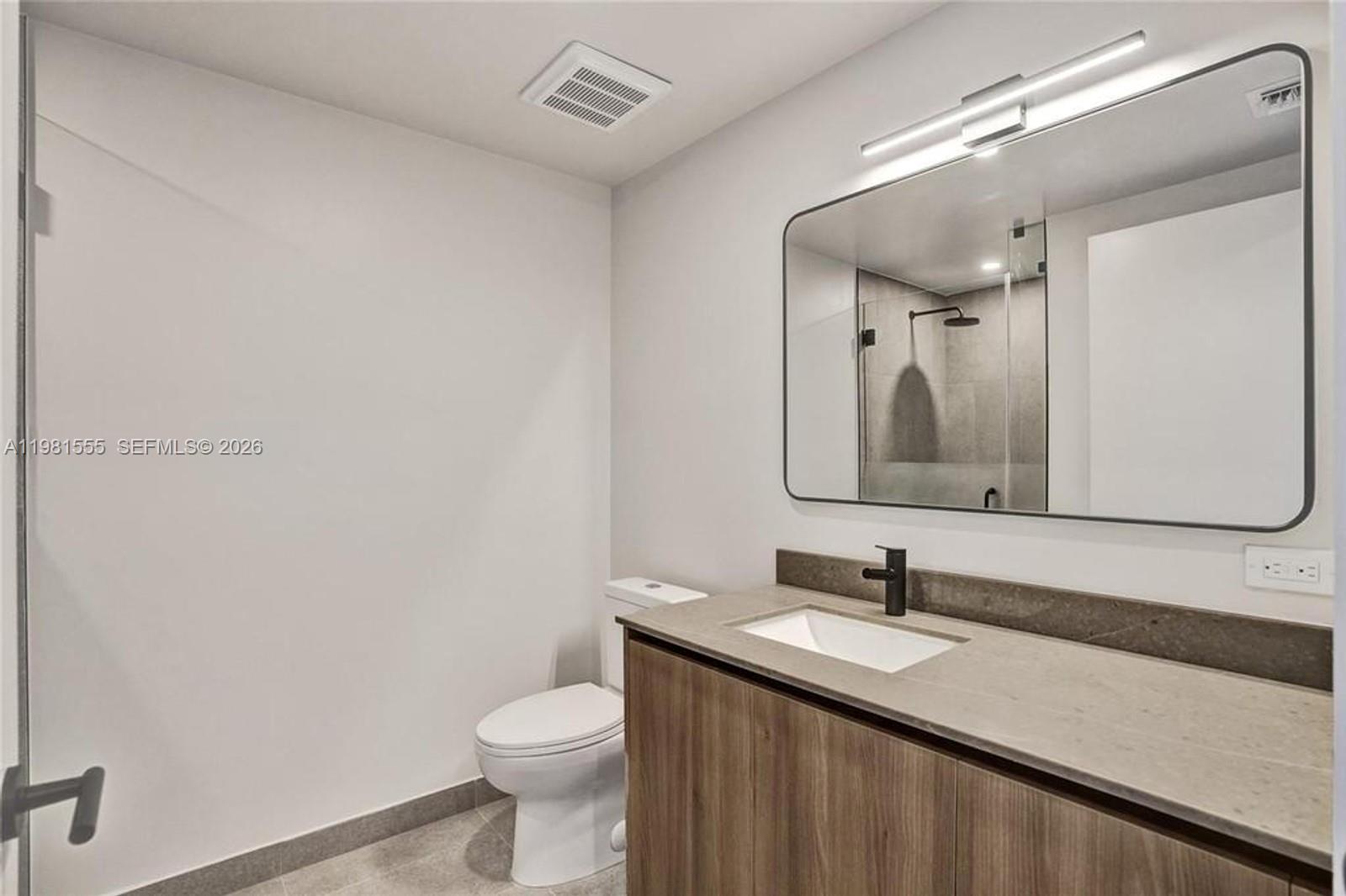 501 FIRST RESIDENCES - Residential