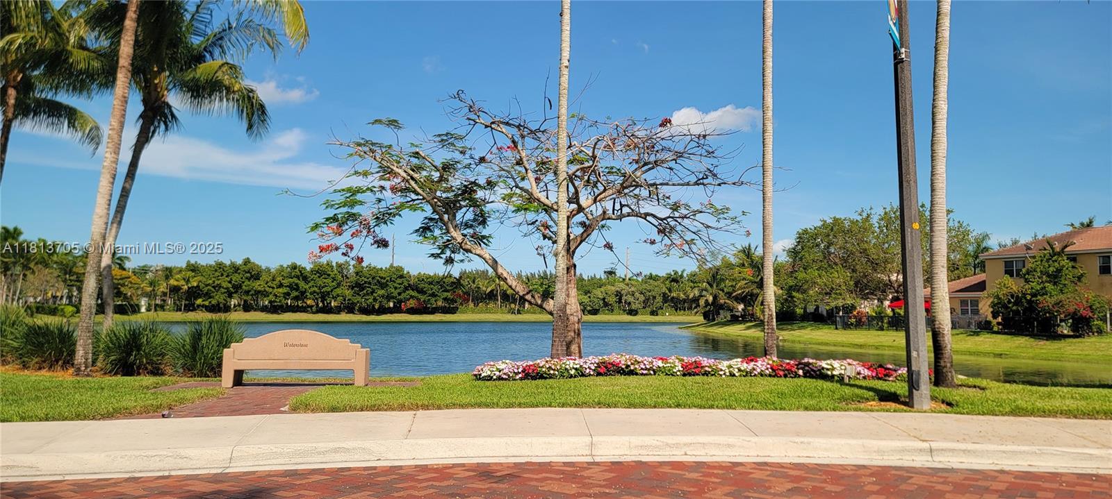 MEGHANS PLACE - Residential