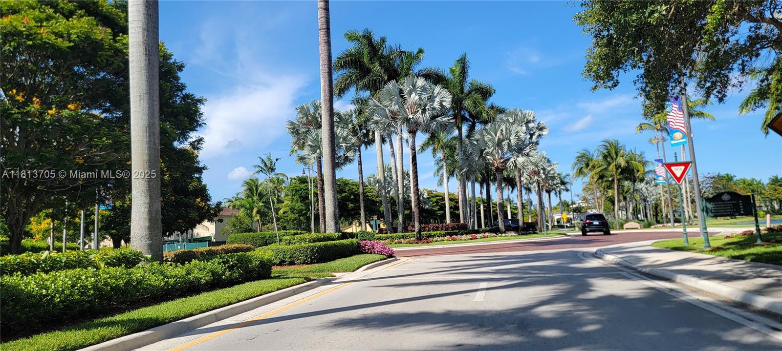 MEGHANS PLACE - Residential