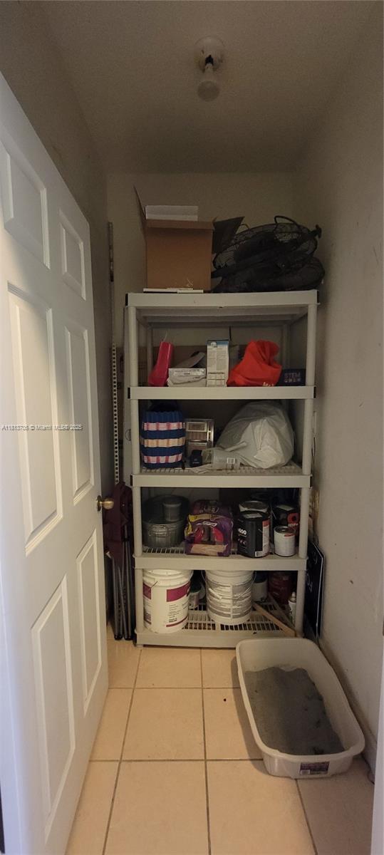 MEGHANS PLACE - Residential