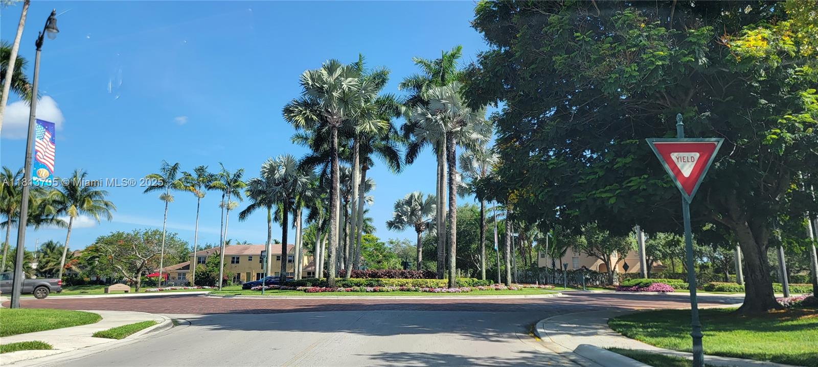 MEGHANS PLACE - Residential