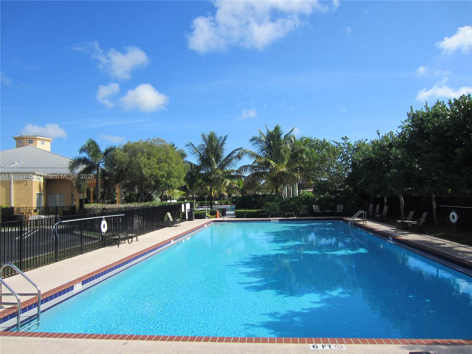 MEGHANS PLACE - Residential