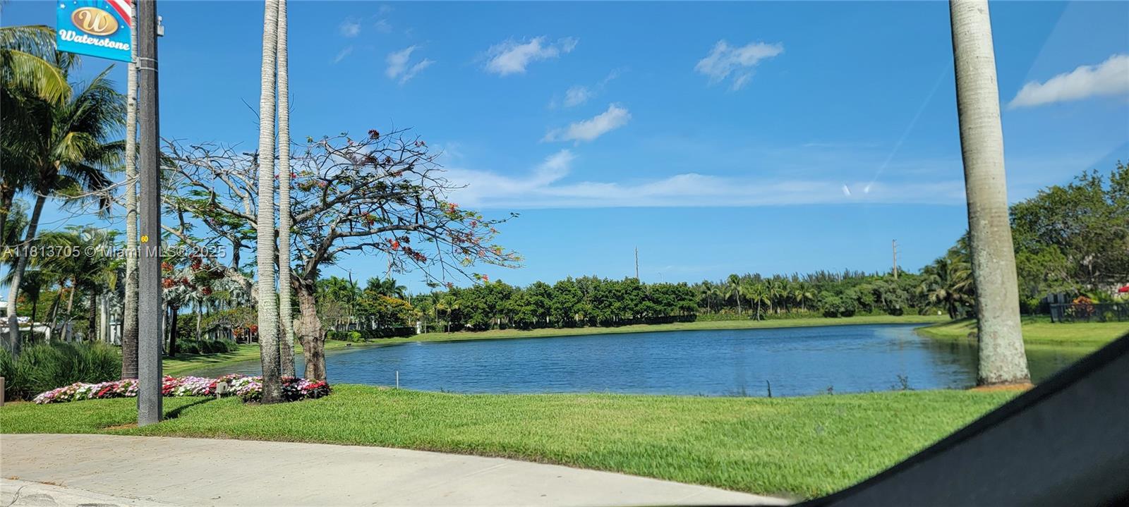 MEGHANS PLACE - Residential