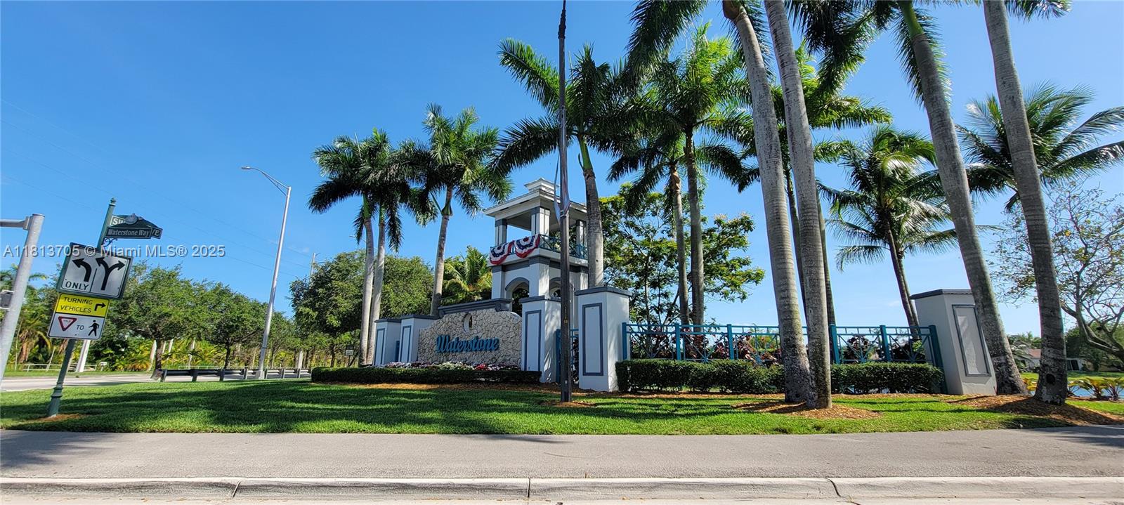 MEGHANS PLACE - Residential