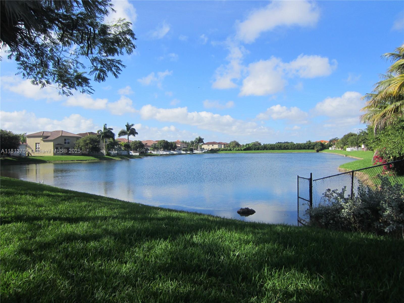 MEGHANS PLACE - Residential