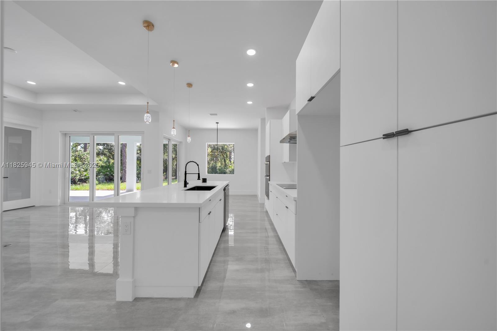 LEEHIGH ACRES - Residential