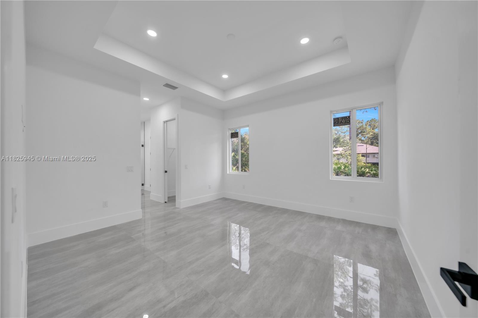 LEEHIGH ACRES - Residential