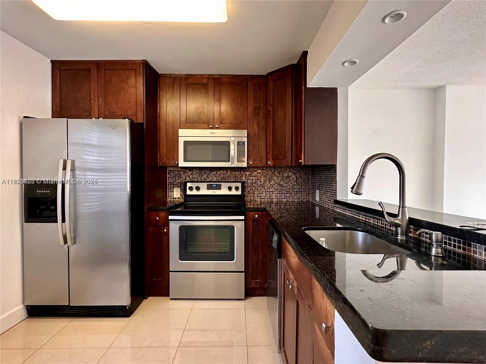 55+ COMMUNITY!! This recently renovated 1-bedroom / 1-bathroom unit offers a bright and spacious living space, great closets, porcelain tiles throughout, granite countertop, and stainless steel appliances. Basic cable included! Great Amenities: Gym, Club House, Heated Pool & BBQ 24hrs Roving Security. Secured Gate and Elevator Entrance. Best location on Aventura's Country Club Dr. Conveniently located within walking distance to Aventura Mall, kosher markets, Publix, Whole Foods, drugstores, shops, restaurants, and more.