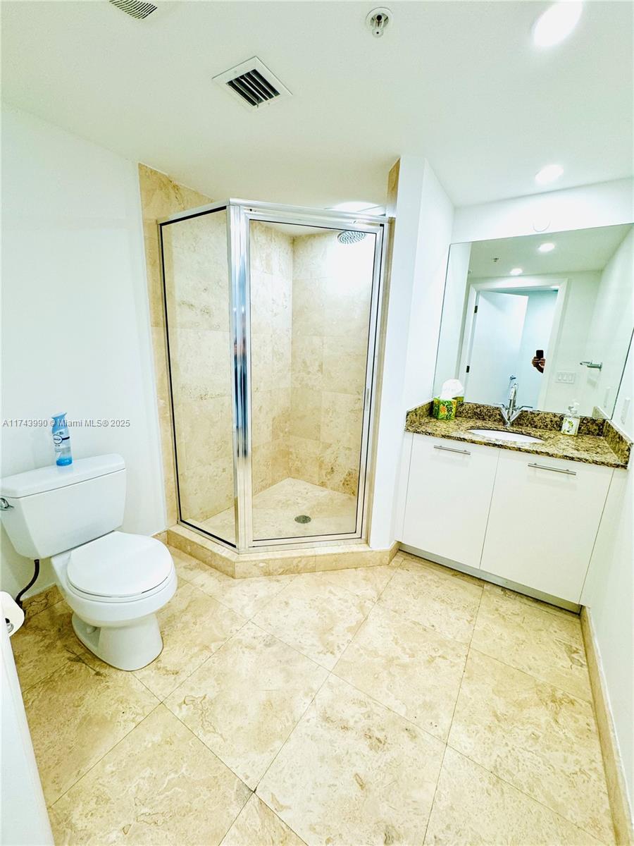 BRICKELL ON THE RIVER S T - Residential