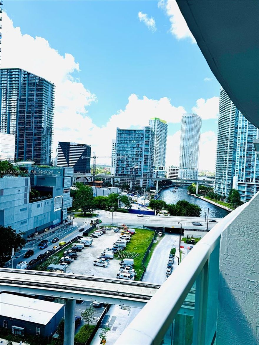 PRICE REDUCED FOR QUICK SALE Best-priced 2BD + Den in Brickell on the River South! TEXT Juliana Correa at 305-319-2207 for video tour. Experience elevated living in this upgraded 2BD + Den / 2BA loft at Brickell on the River South. Offering 1,402 sq ft of bright open space with soaring ceilings and floor-to-ceiling windows showcasing skyline and partial river views. The versatile den is perfect for a home office, guest area, or additional living space. Modern finishes, spacious primary suite, and an open loft-style layout create a bright and contemporary living environment
Enjoy resort-style amenities including two pools, fitness center, spa, and 24-hour security. Ideally located steps from Brickell City Centre, the Metromover, and Brickell’s best dining and entertainment.

Currently rented at $3,800/month until September 15, 2026 — excellent opportunity for investors seeking immediate rental income. Below market rent. Pet-friendly building with rentals allowed from day one. Second parking space available for purchase separately ($35,000).