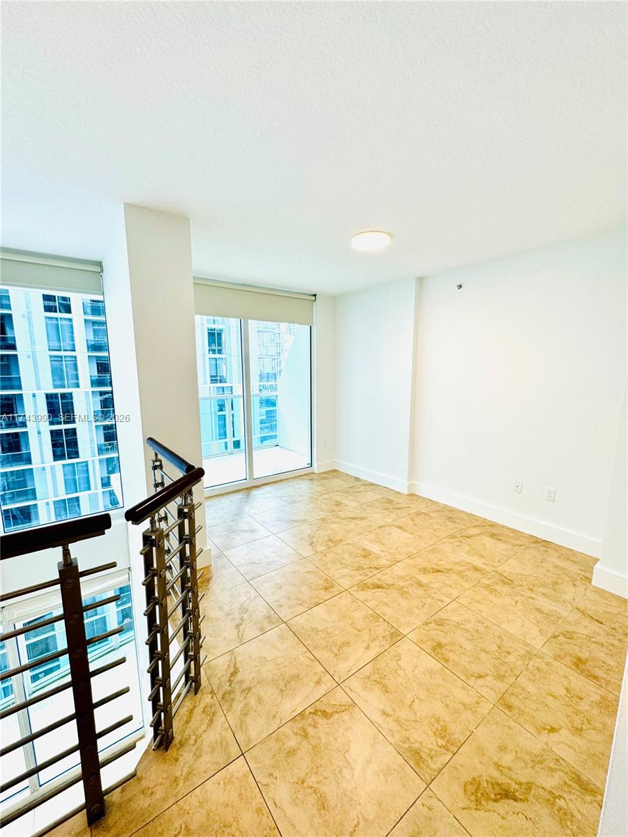 BRICKELL ON THE RIVER S T - Residential