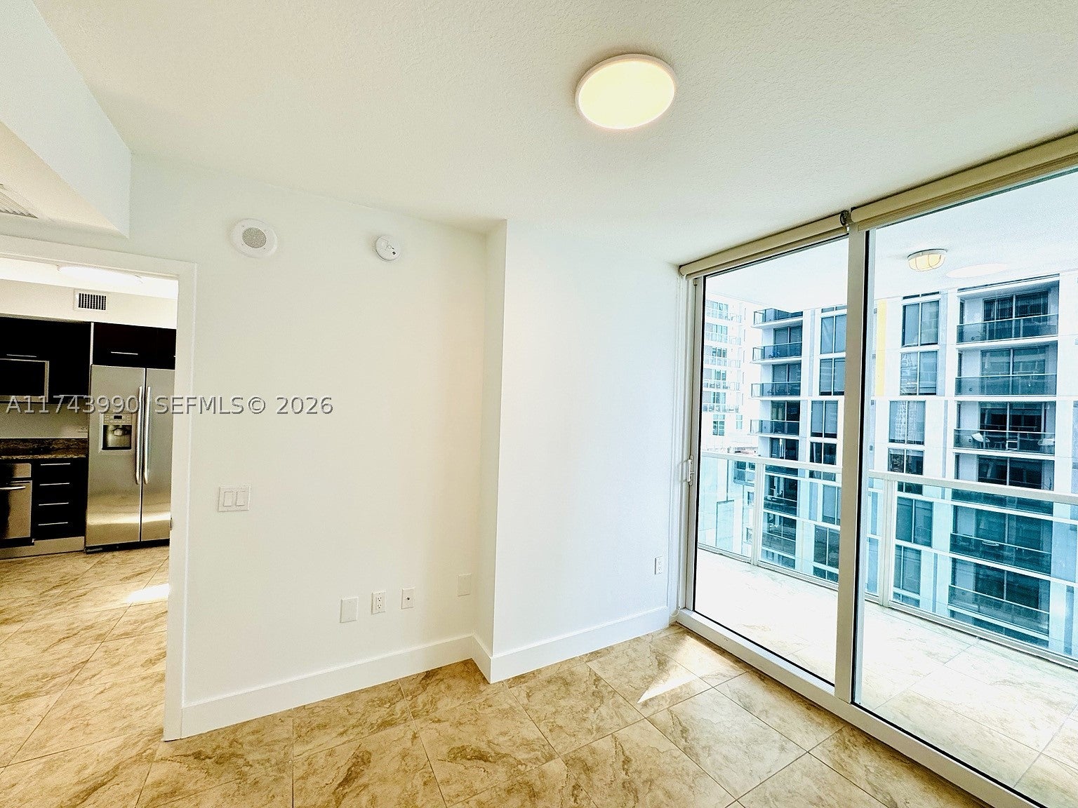 41 SE 5th St 808