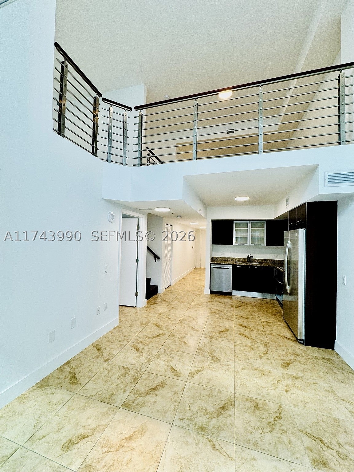41 SE 5th St 808
