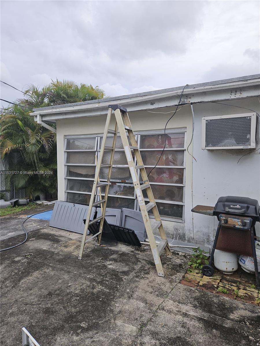 NORTH POMPANO BEACH SECTI - Residential