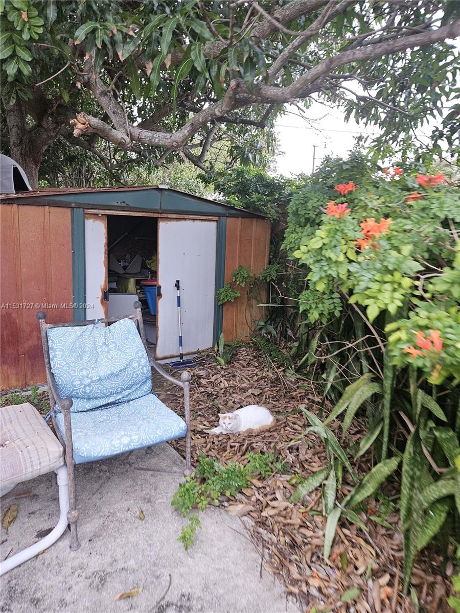 NORTH POMPANO BEACH SECTI - Residential