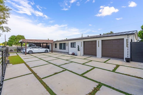 Tiny photo for 1270 W 64th Ter, Hialeah, FL 33012 (MLS # A12076578)