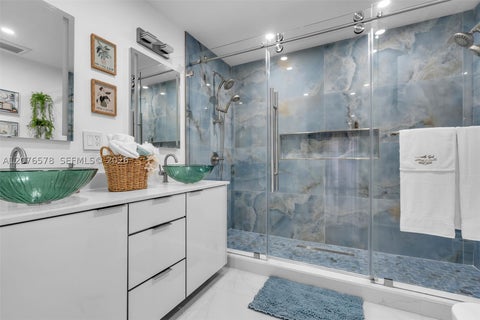 Tiny photo for 1270 W 64th Ter, Hialeah, FL 33012 (MLS # A12076578)