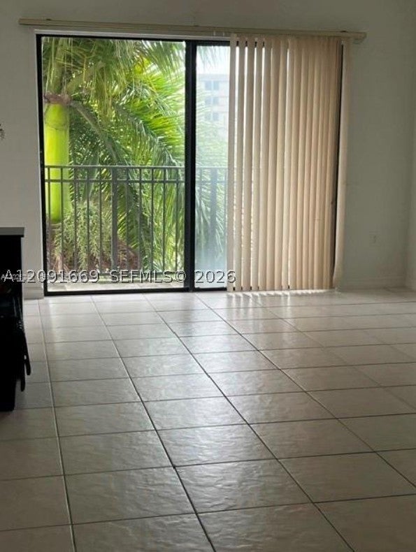 650 Palm Ave 3-A2