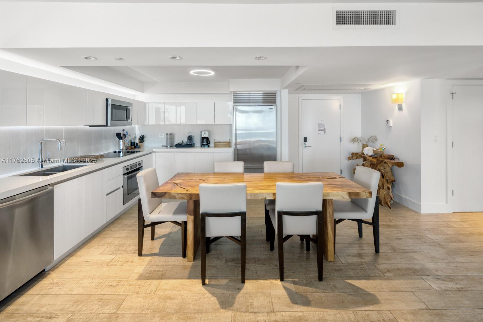 1 Hotel & Homes - Residential