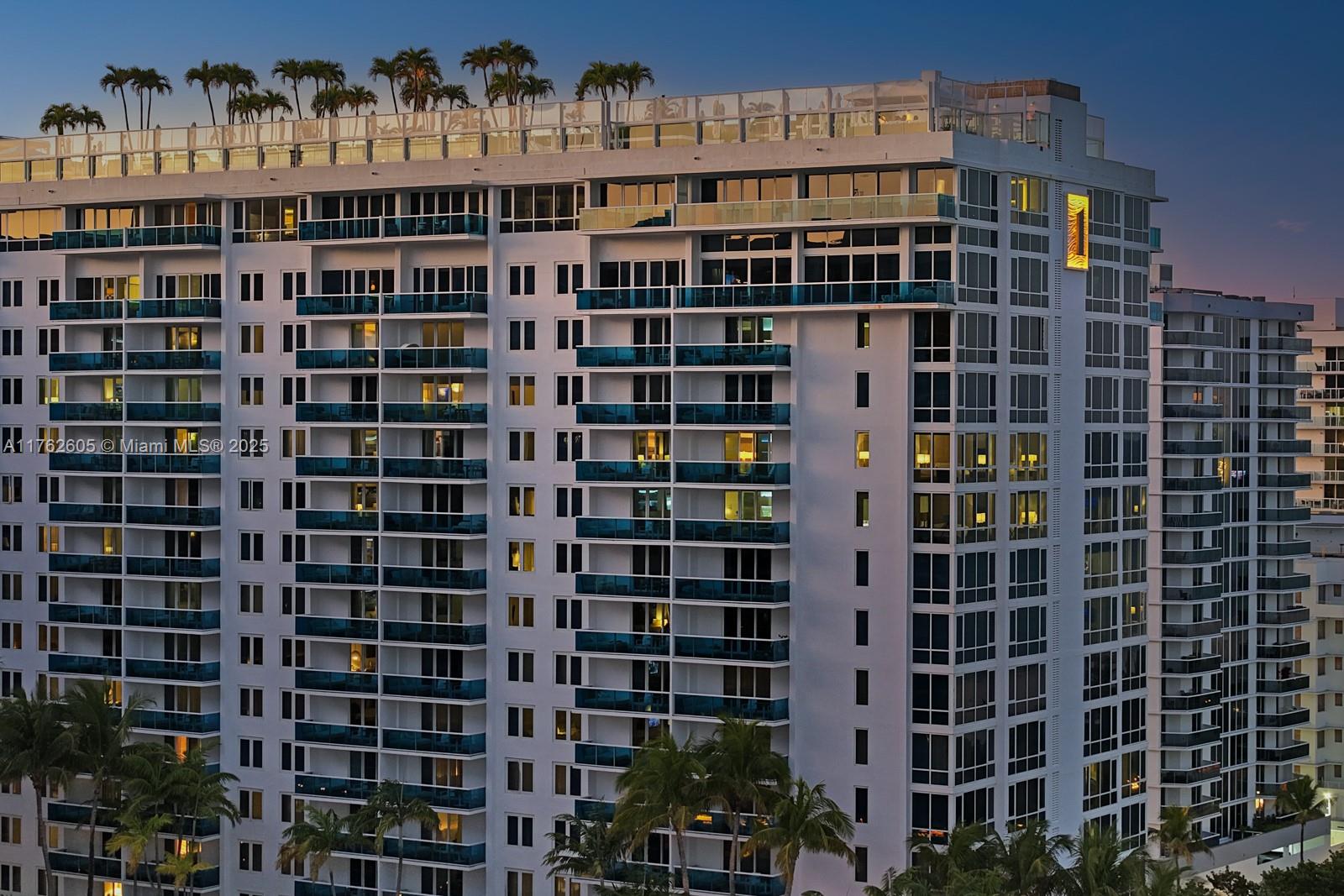 1 Hotel & Homes - Residential