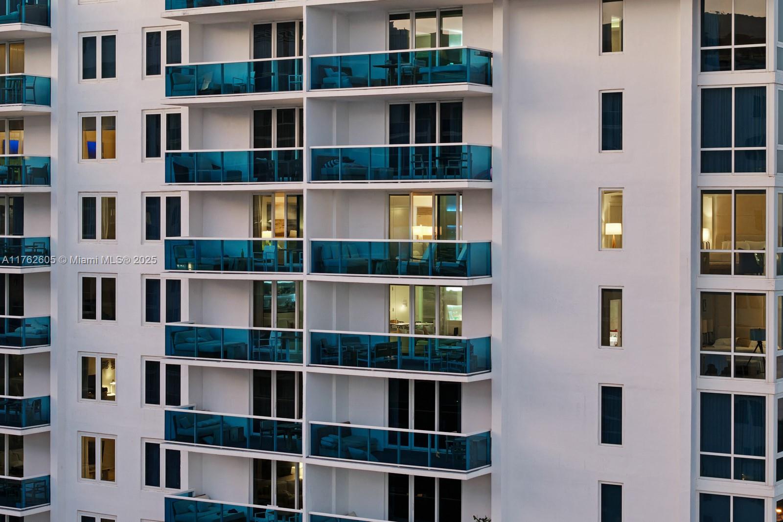 1 Hotel & Homes - Residential