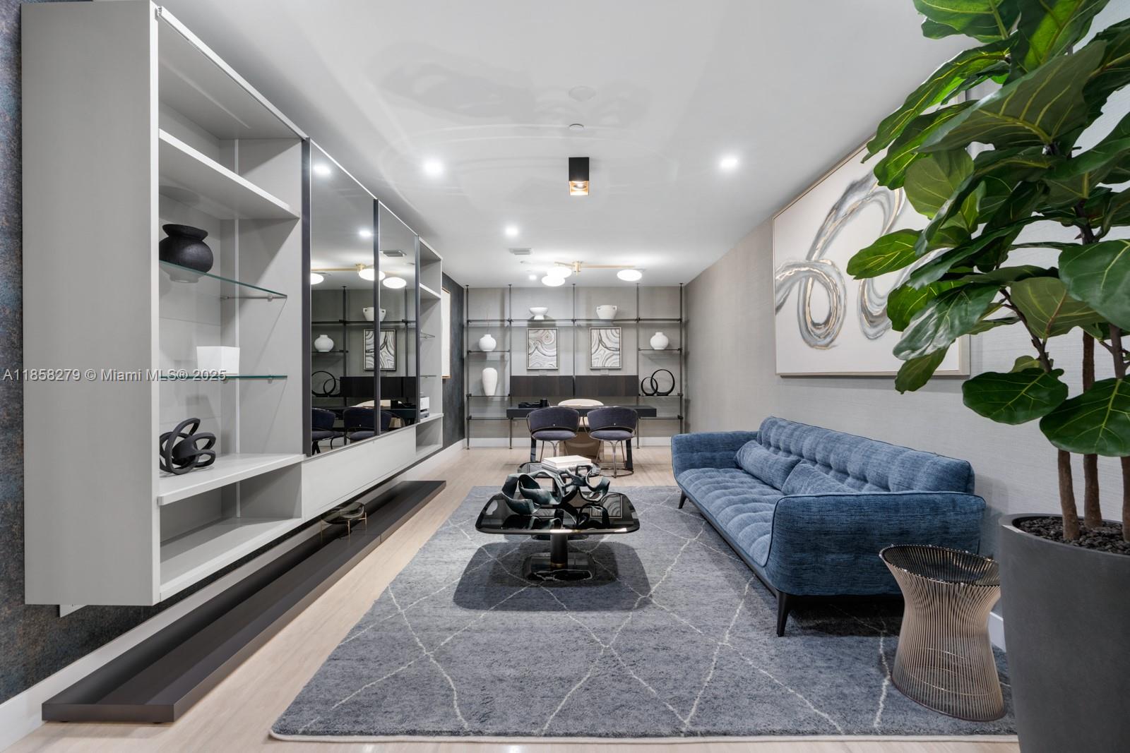 NORTH BISCAYNE BEACH AMEN - Residential