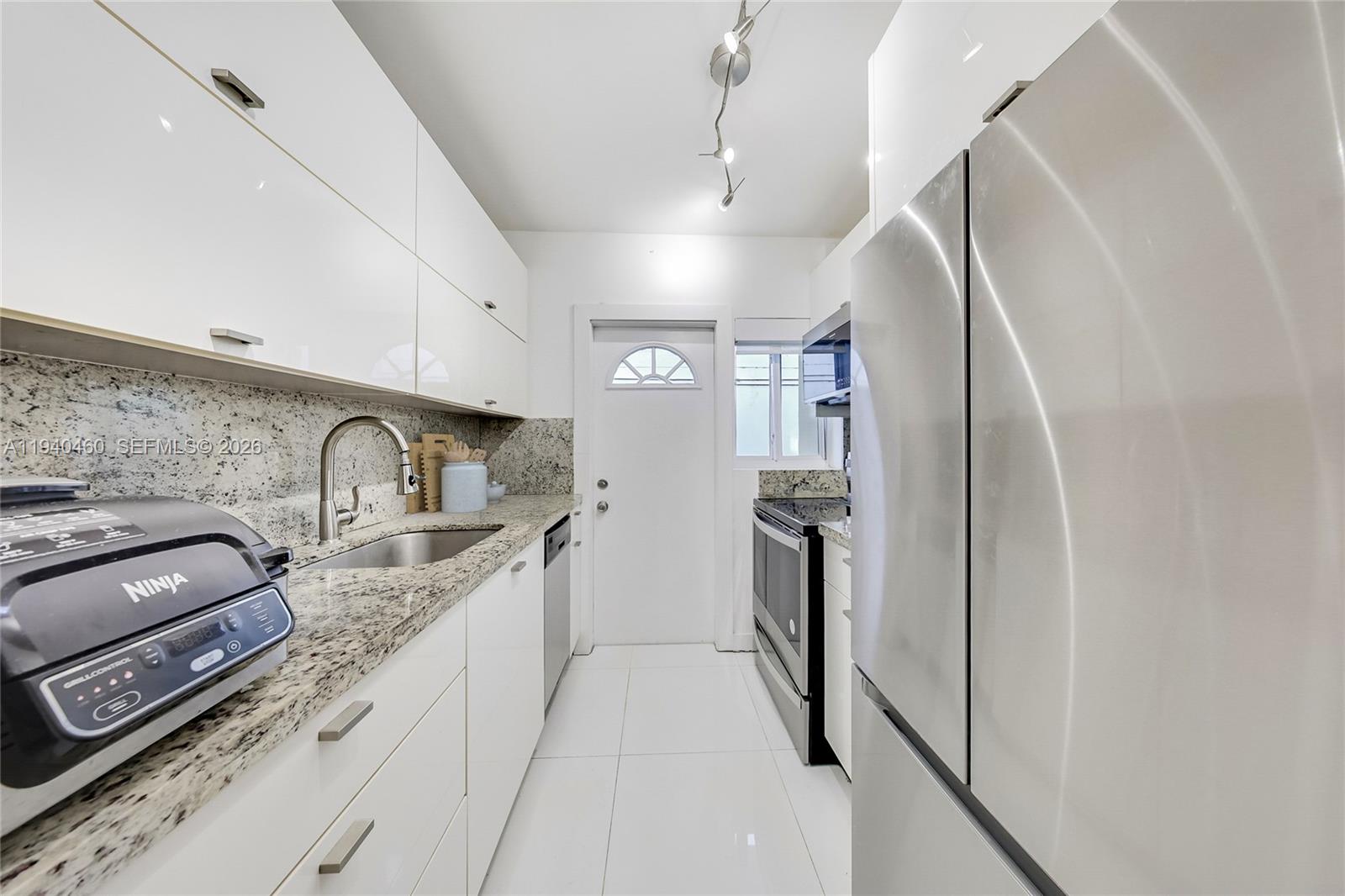 RAMAVEST CONDO - Residential