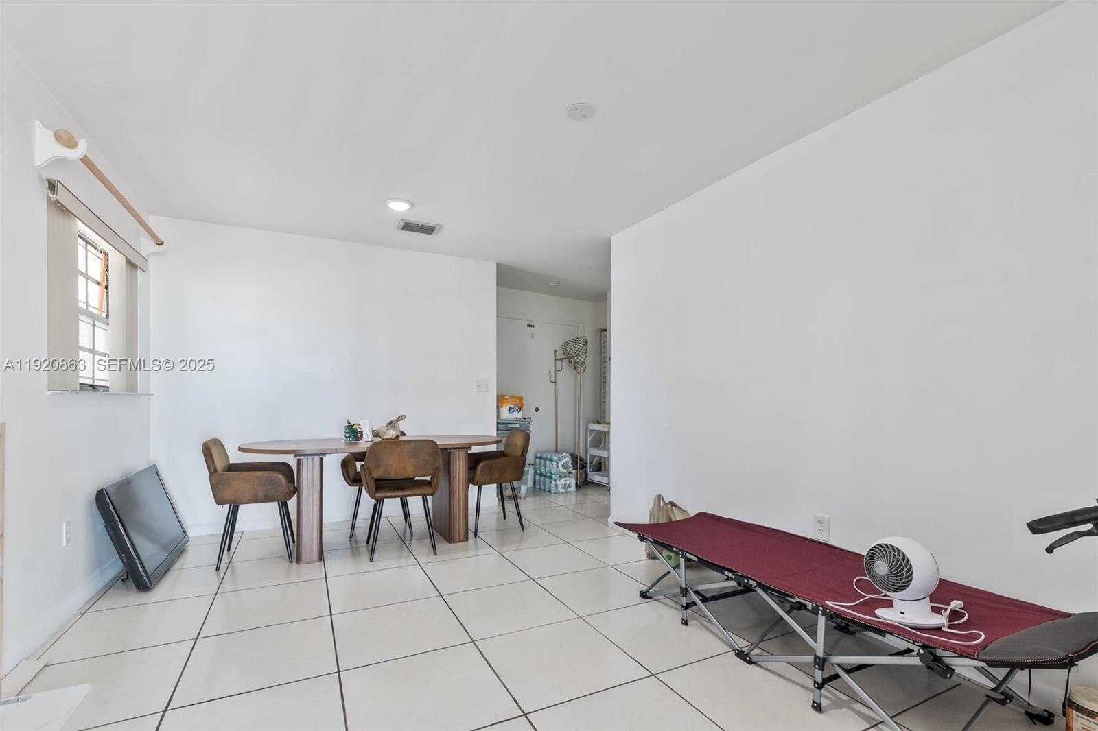 AMND MIAMI SUBURBAN ACRES - Residential Income