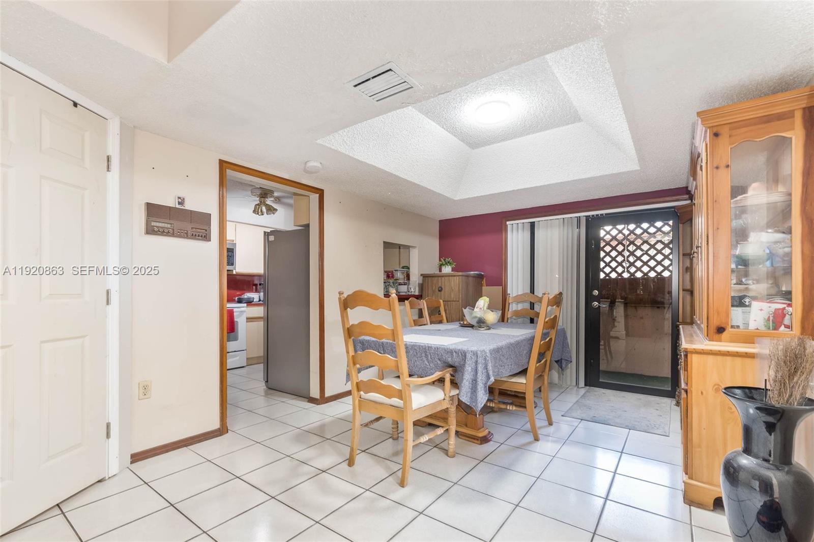 AMND MIAMI SUBURBAN ACRES - Residential Income