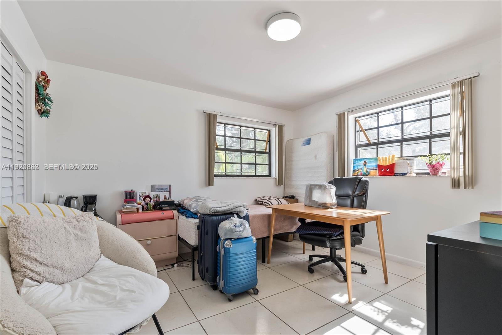 AMND MIAMI SUBURBAN ACRES - Residential Income