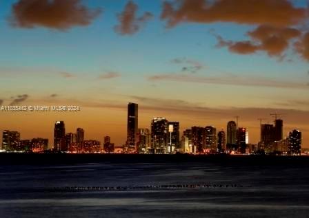 SEASIDE CONDO - Residential Lease