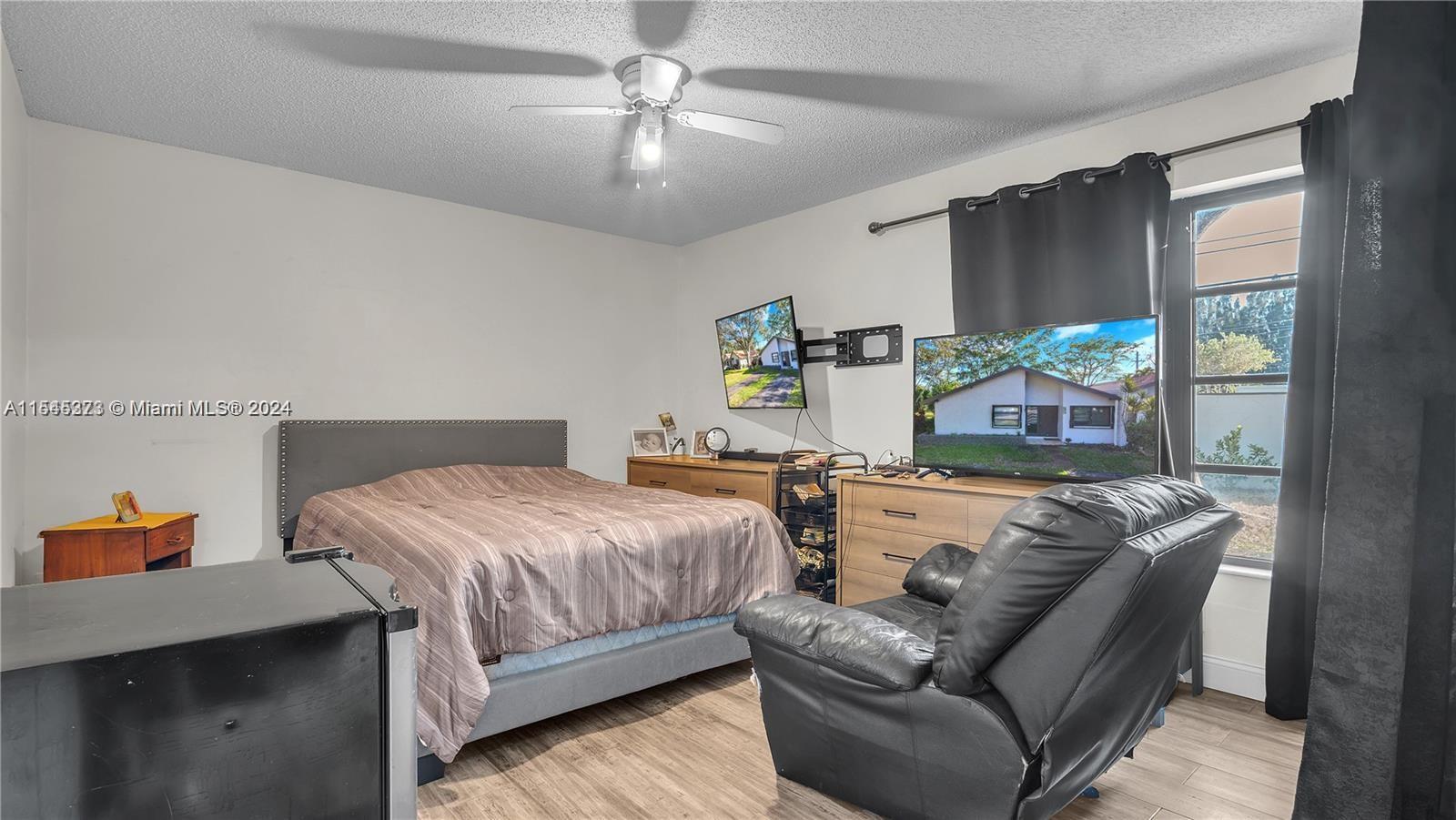 SHADYWOODS PH ONE - Residential