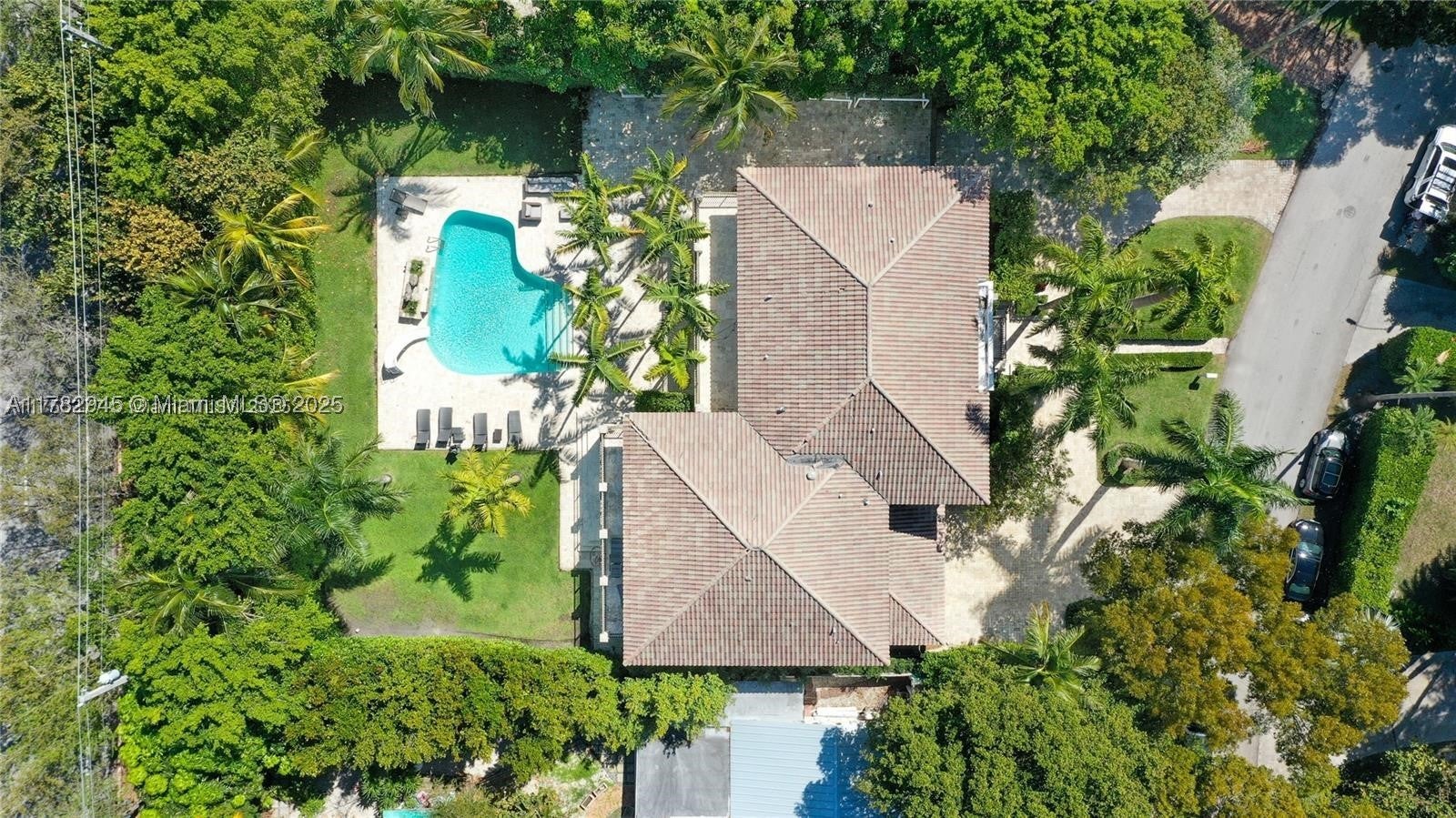 31 Island Dr