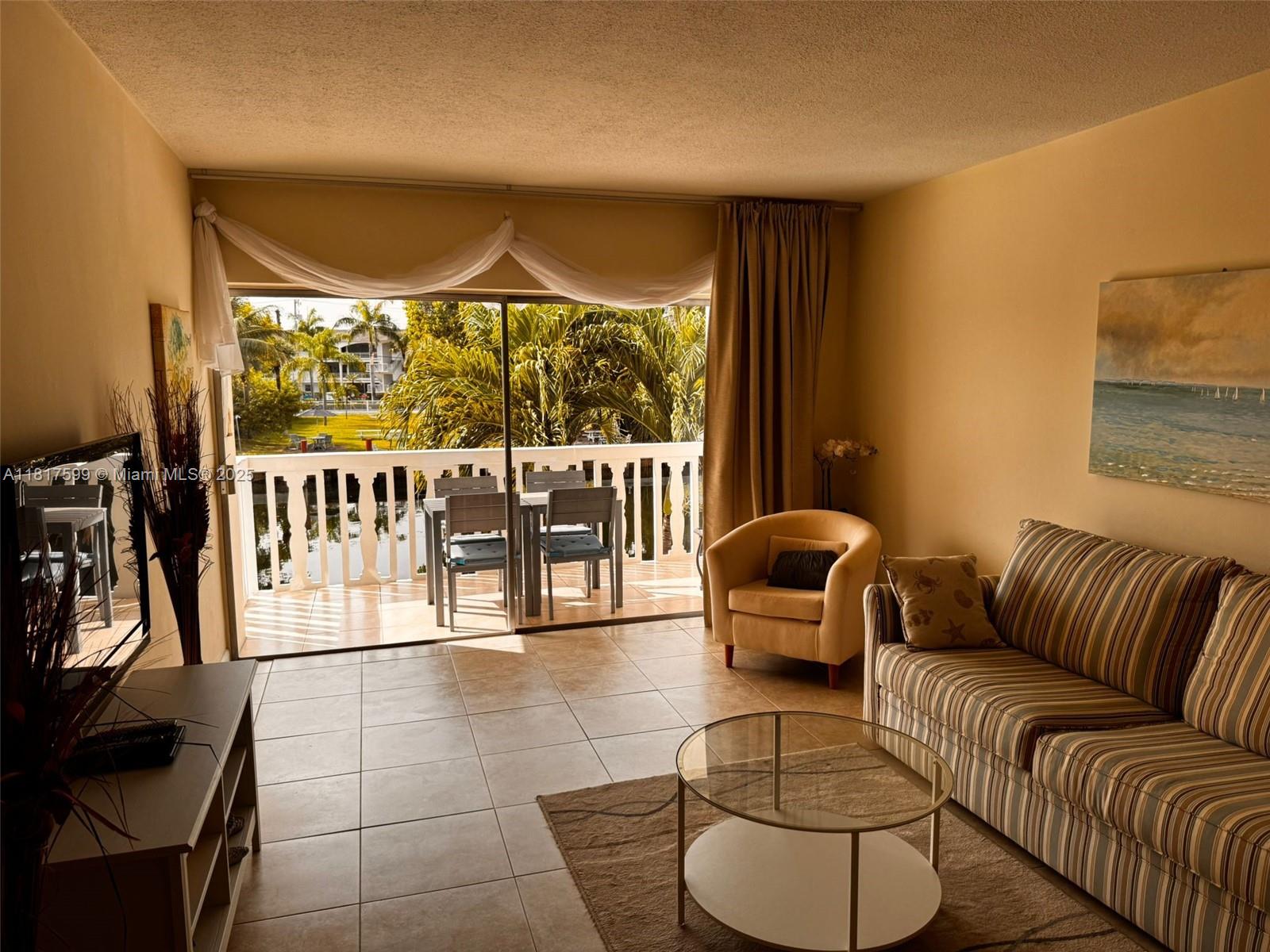 ISLE OF PARADISE CO-OP - Residential