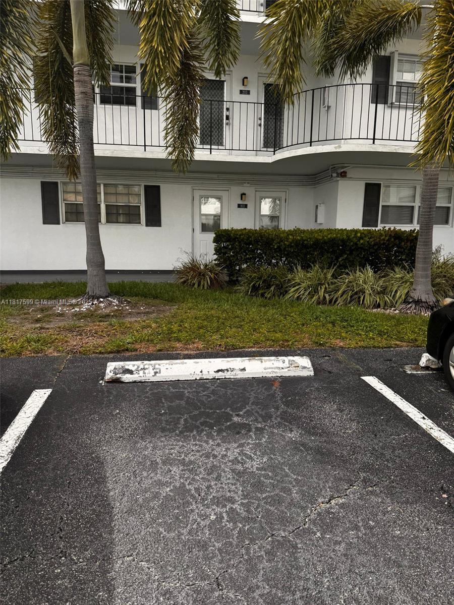 ISLE OF PARADISE CO-OP - Residential