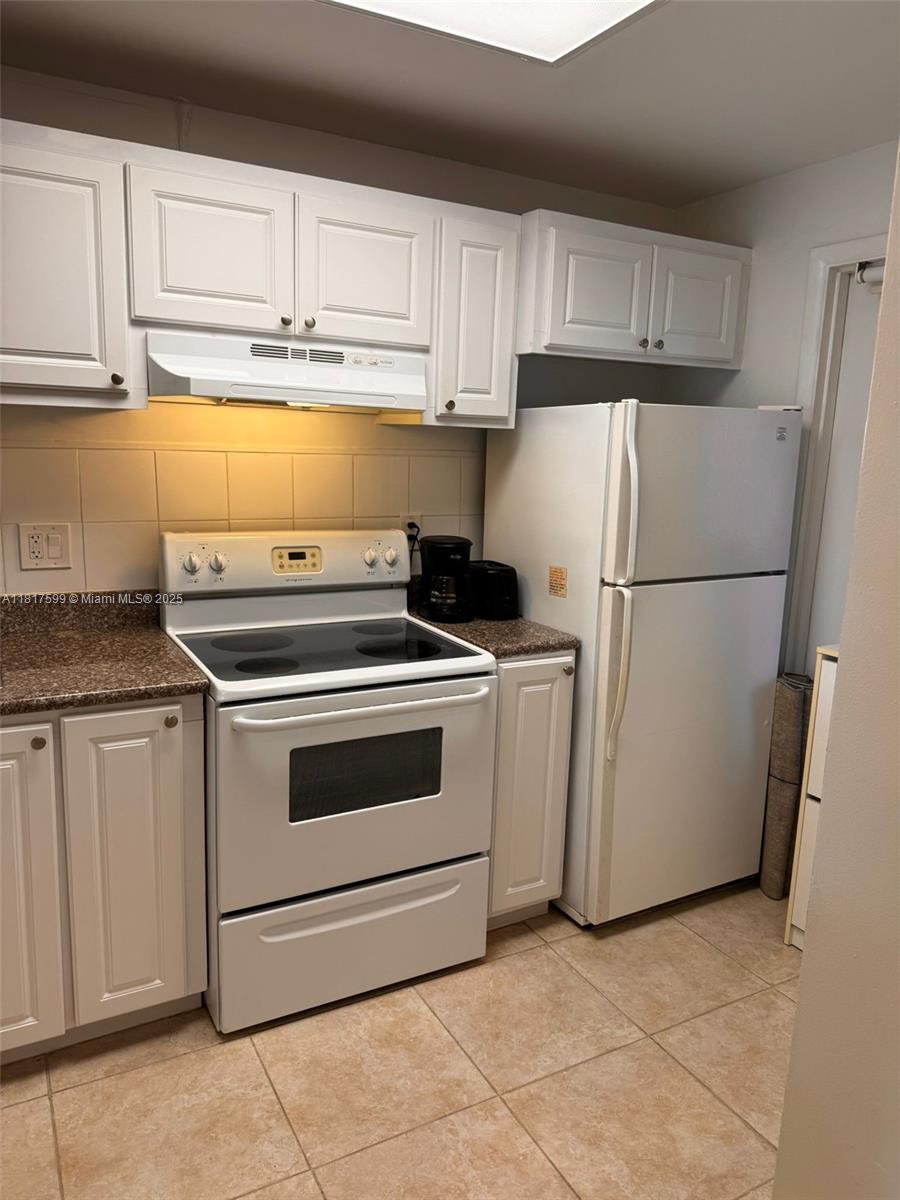 ISLE OF PARADISE CO-OP - Residential