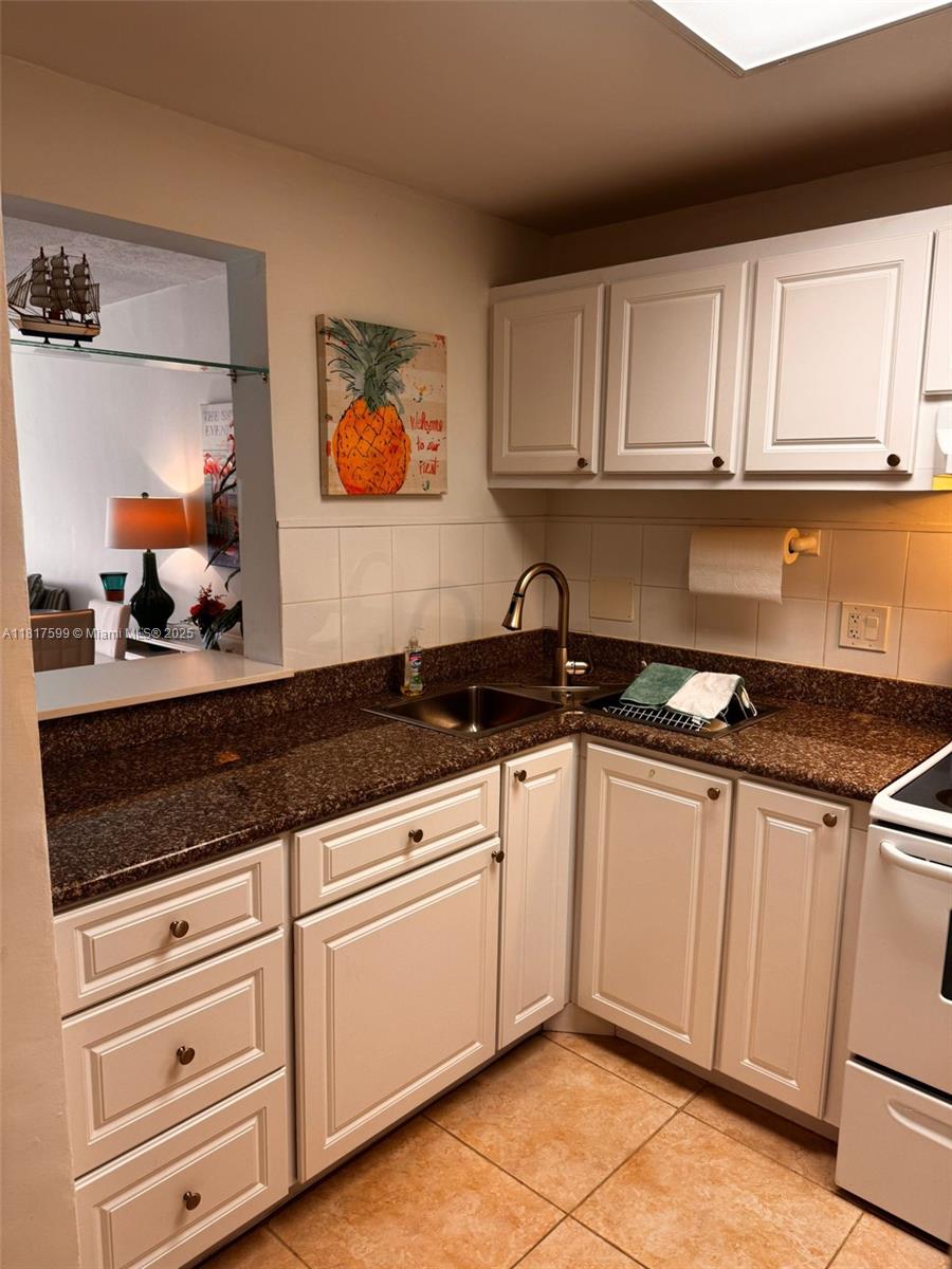 ISLE OF PARADISE CO-OP - Residential