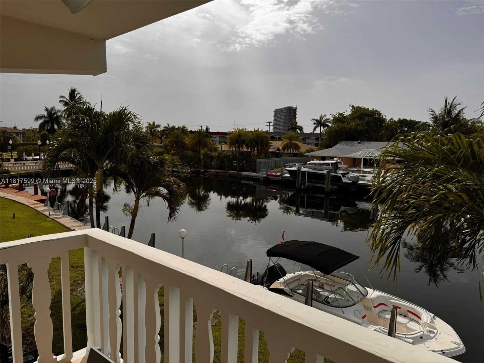 Property for Sale at 470 Paradise Isle Blvd 206, Hallandale Beach, Broward County, Florida - Bedrooms: 1 
Bathrooms: 1  - $225,000