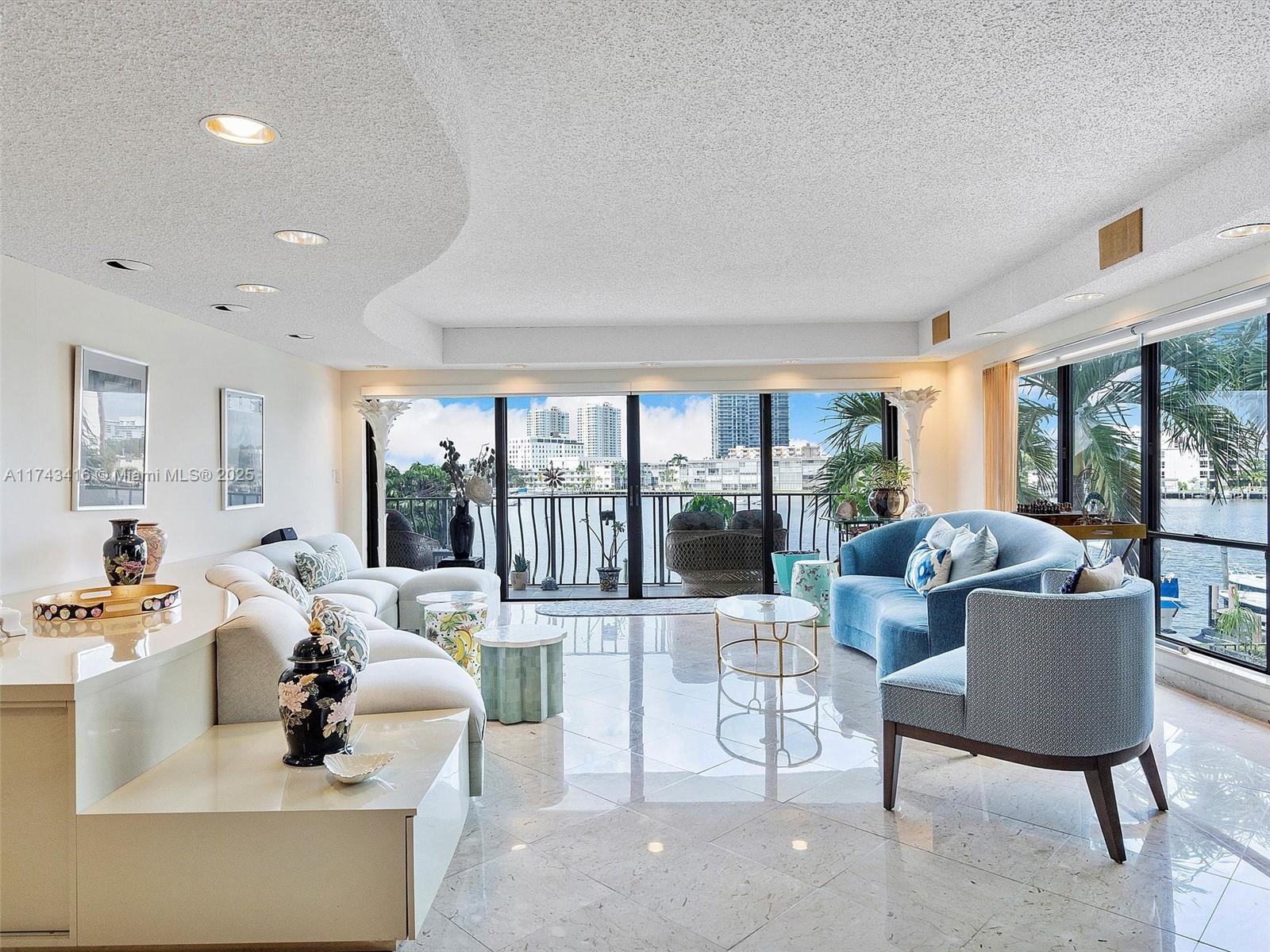 136 Golden Isles Dr 301