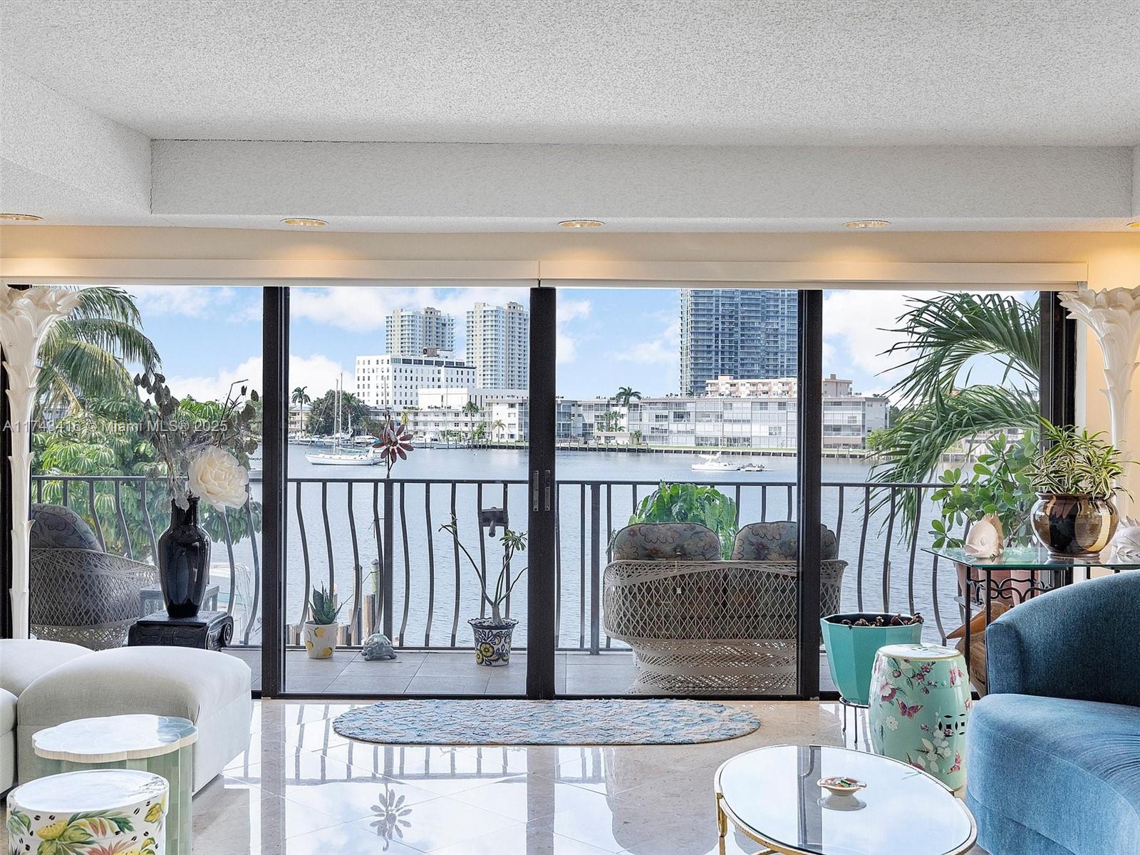136 Golden Isles Dr 301
