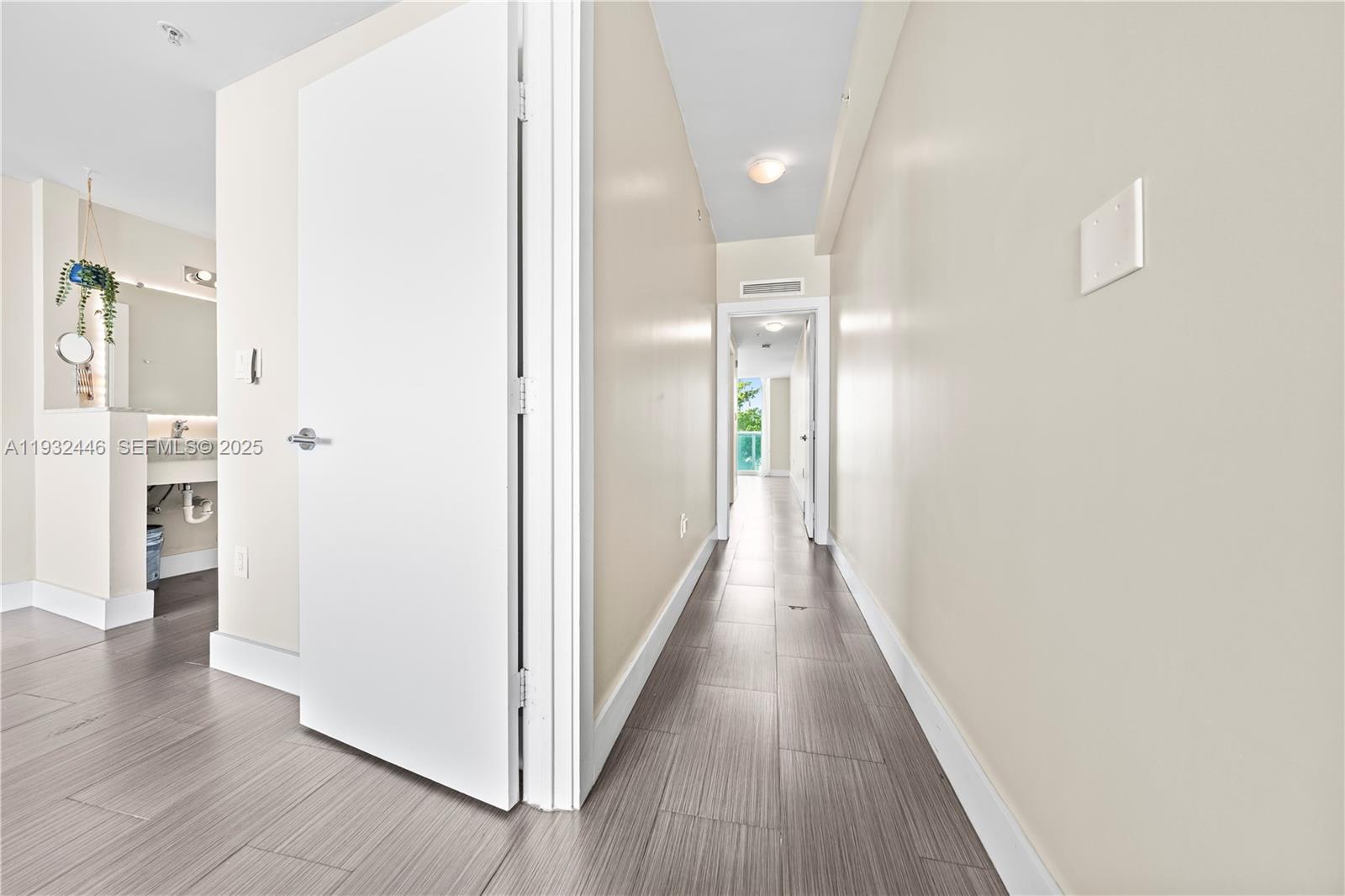 BAY VIEW LOFTS CONDO - Residential Lease