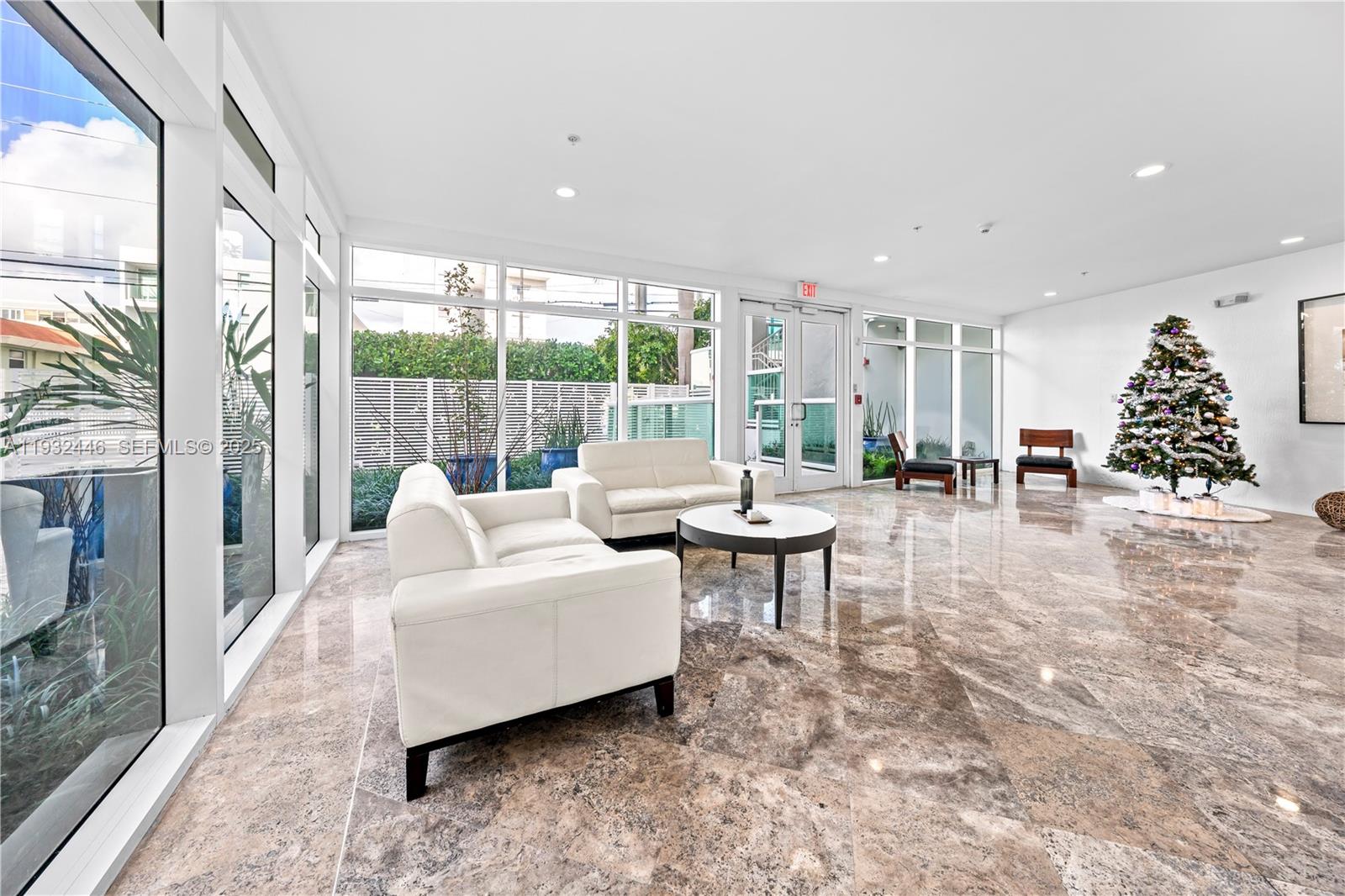 BAY VIEW LOFTS CONDO - Residential Lease