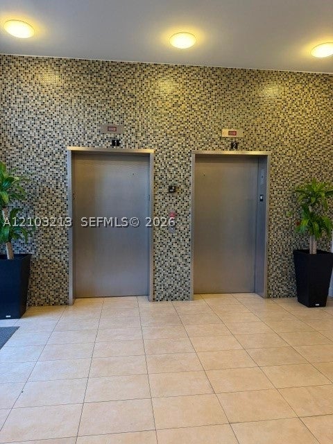 36 NW 6th Ave 402