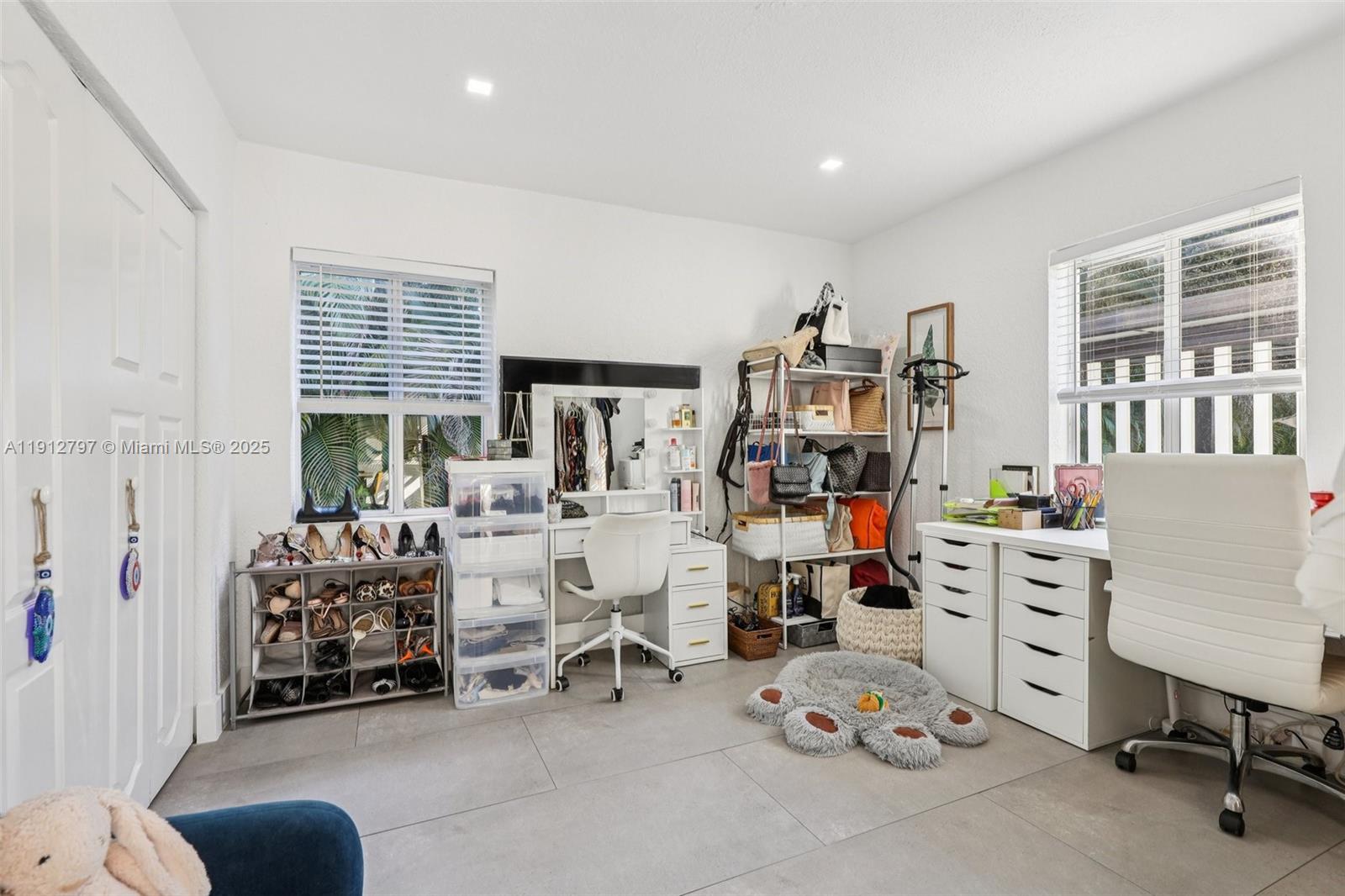 MIAMI SHORES SEC 6 - Residential